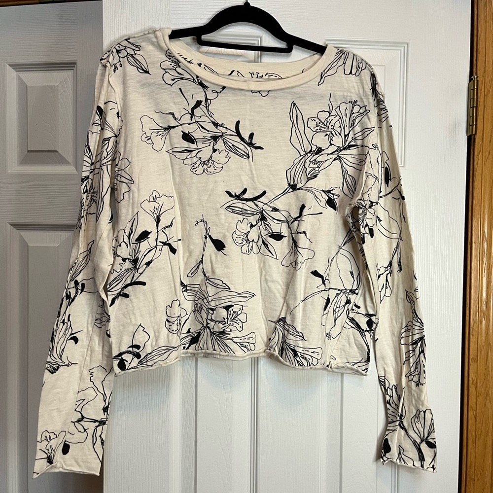Maeve by Anthropologie Cream and Black Floral Top